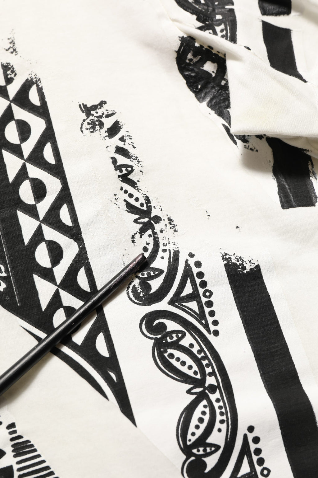 White Bandana Print Cotton Crew Neck T-shirt