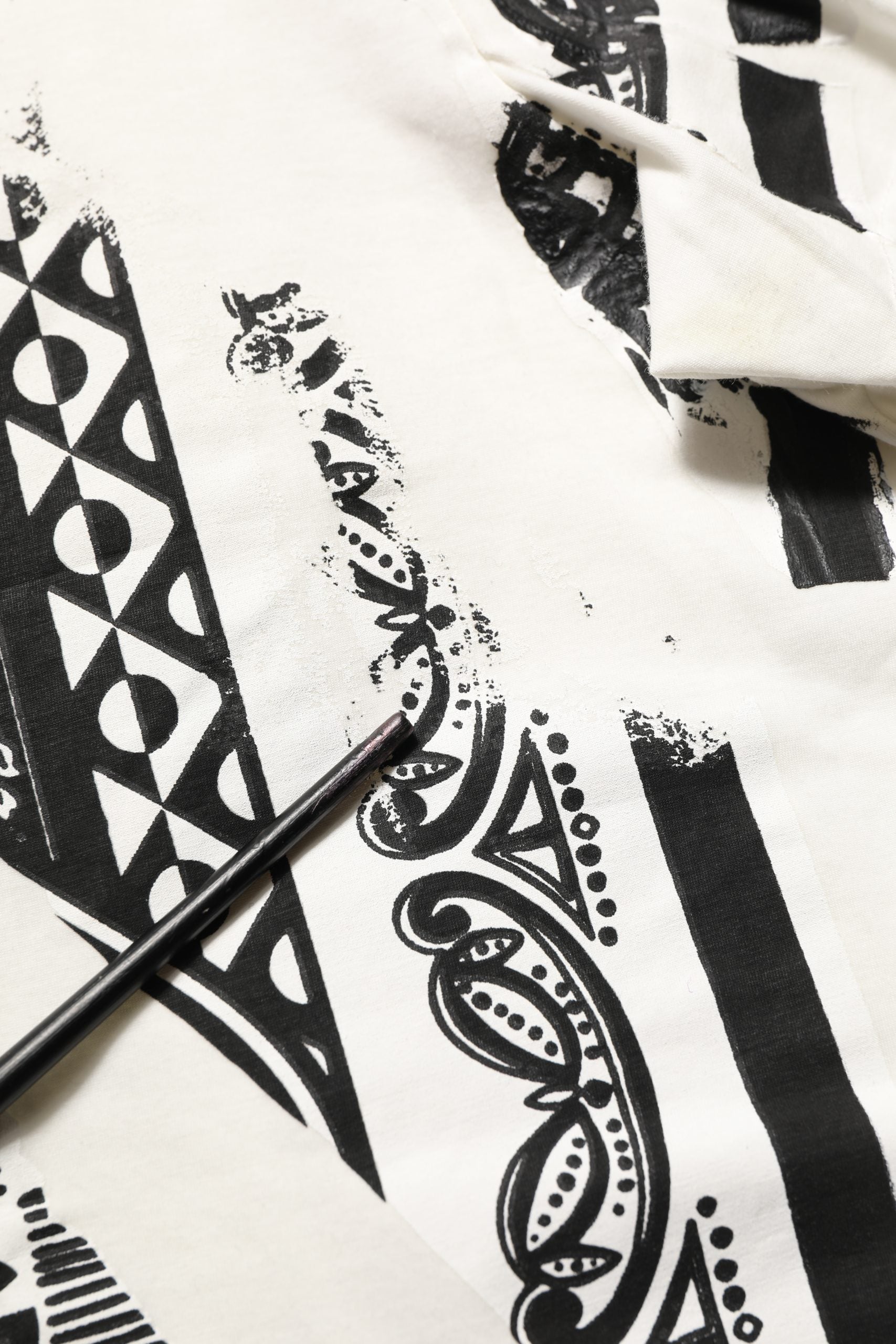 White Bandana Print Cotton Crew Neck T-shirt