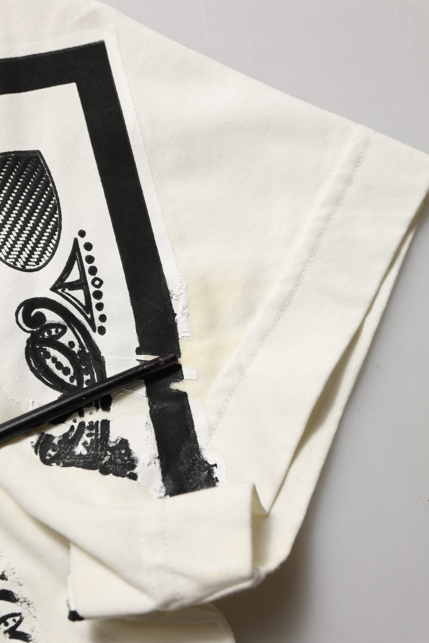 White Bandana Print Cotton Crew Neck T-shirt
