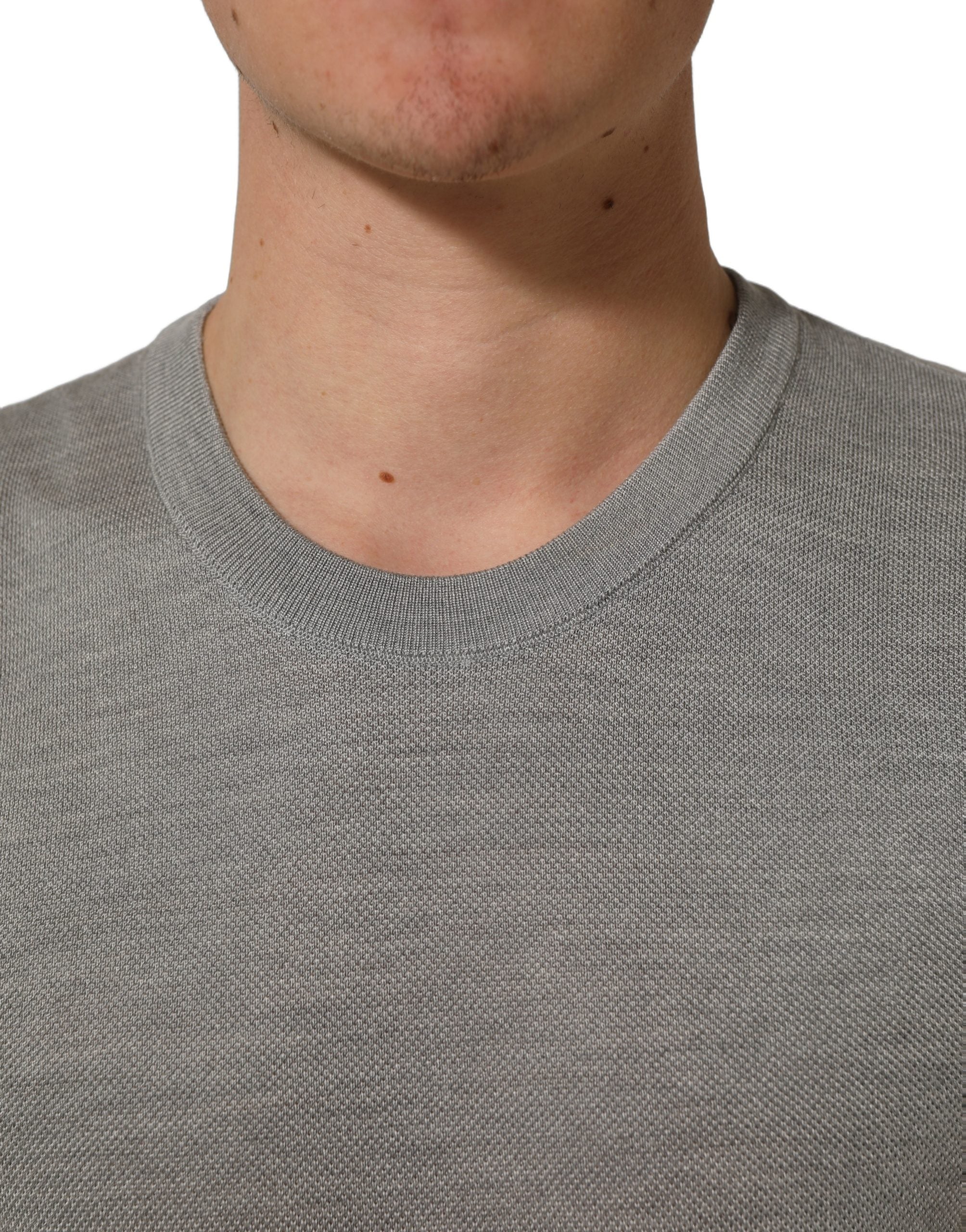 Gray Silk Crew Neck Short Sleeves T-shirt