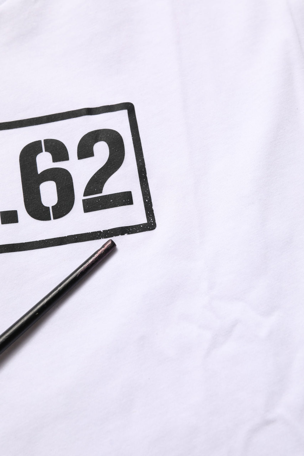 White DG 58.62 Cotton Crew Neck Men T-shirt