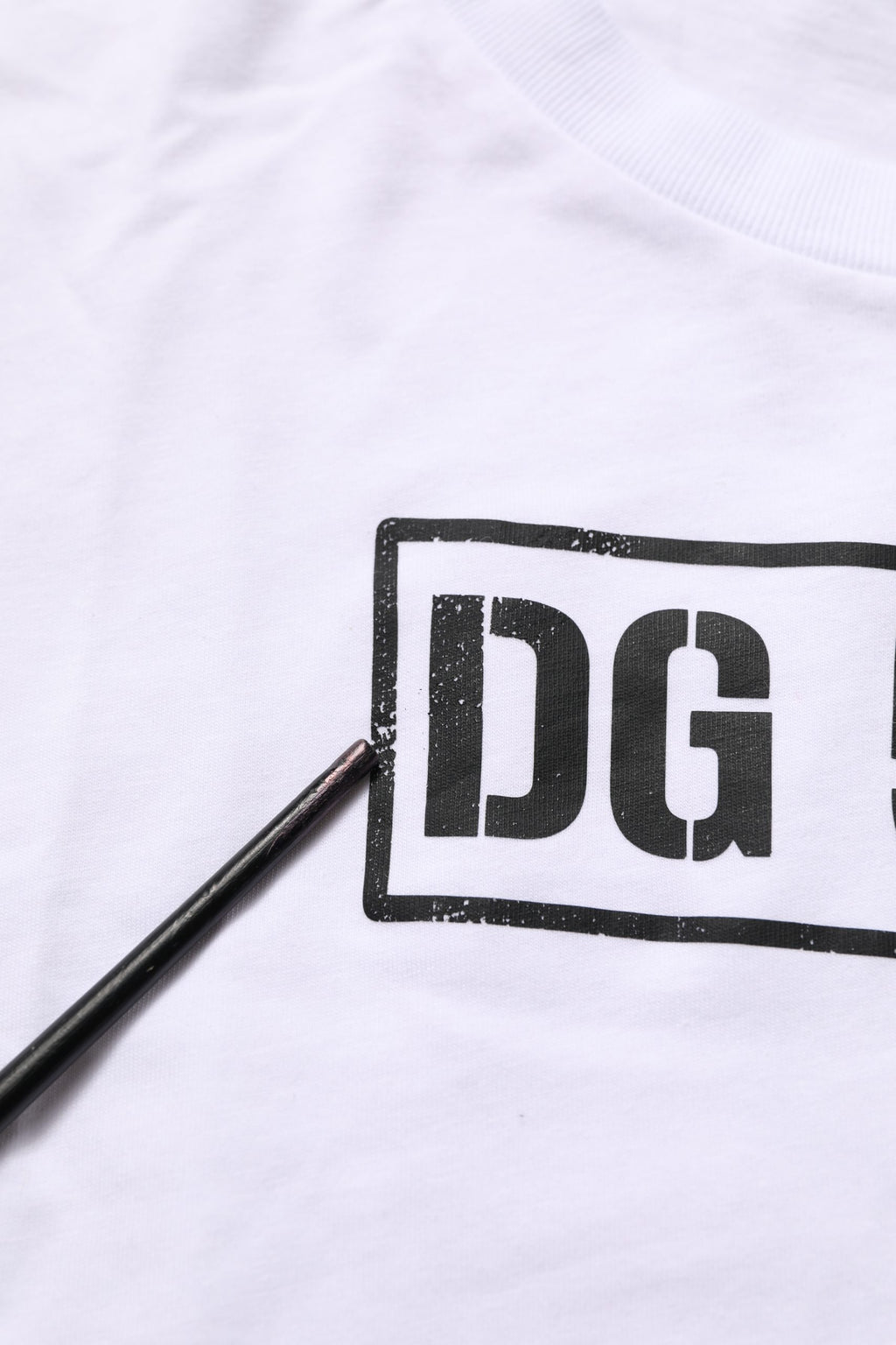 White DG 58.62 Cotton Crew Neck Men T-shirt