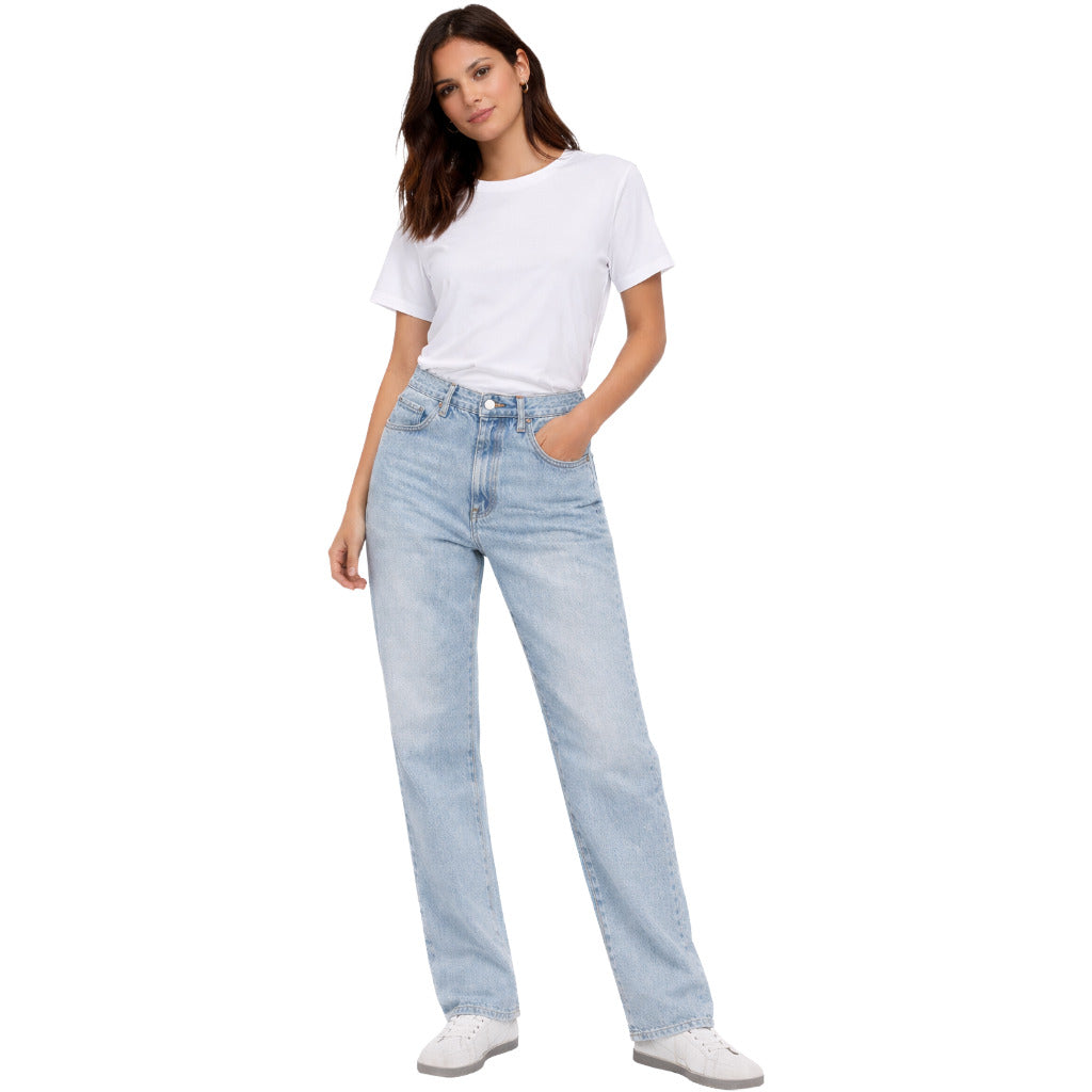 there was one - jeans blu chiaro