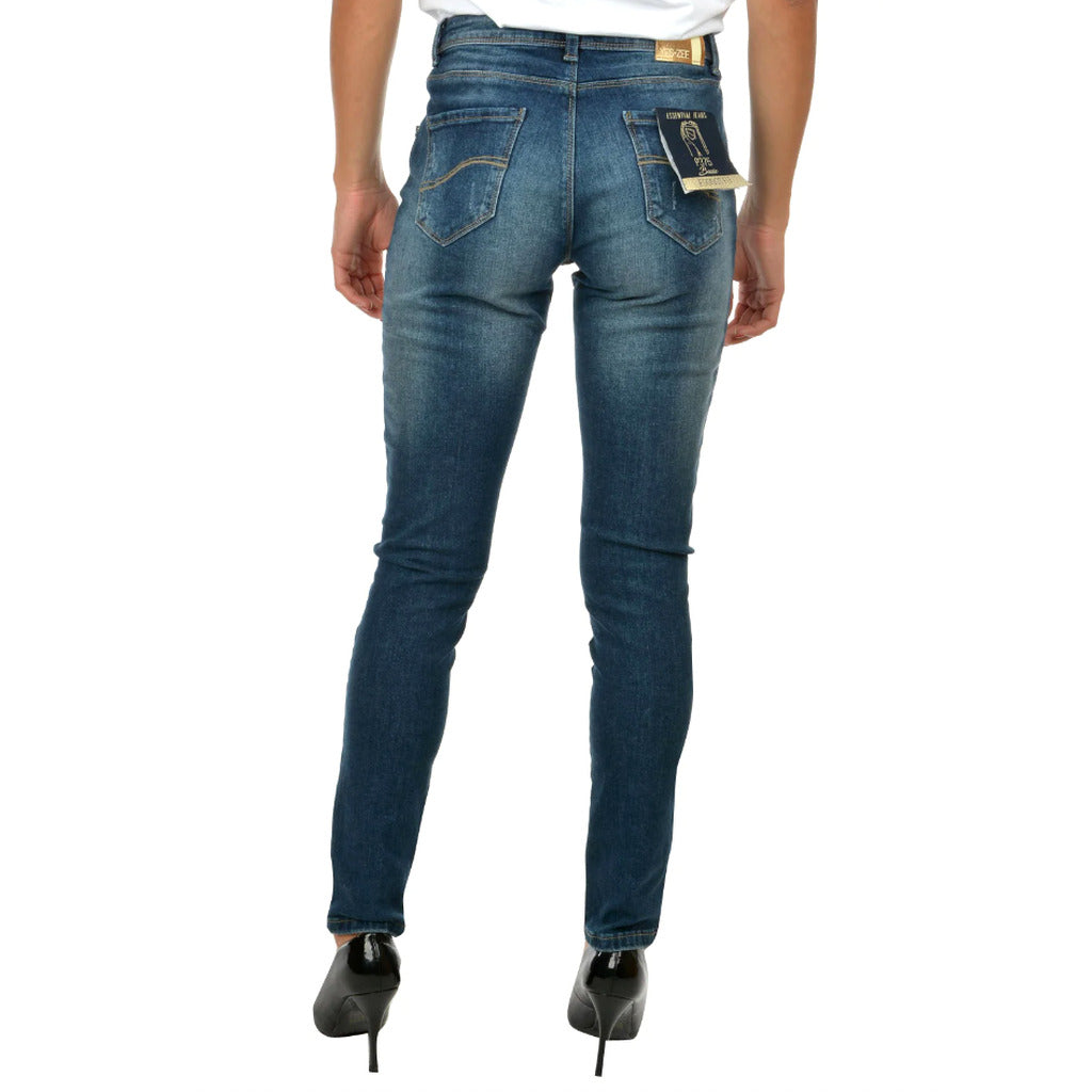 yes zee - p375_w221-j711