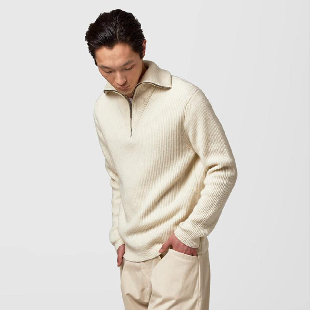 alpha studio - brioches turtleneck sweater